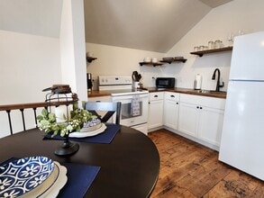 Summer Street Apartments in Burlington, IA - Foto de edificio - Building Photo