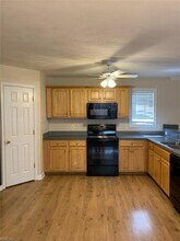718 Milby Dr in Chesapeake, VA - Building Photo - Building Photo