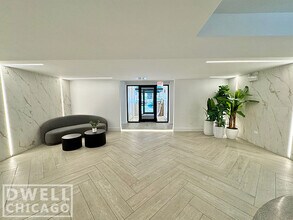 940 W Carmen Ave, Unit 2 in Chicago, IL - Building Photo - Building Photo