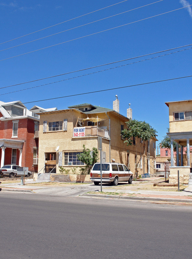 609 E Rio Grande Ave in El Paso, TX - Building Photo - Building Photo