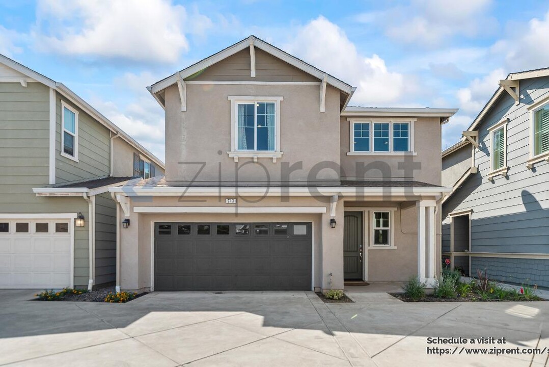 713 Katydid Ct in Martinez, CA - Building Photo