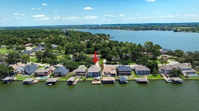 12374 Lake Vista Dr in Willis, TX - Building Photo - Building Photo