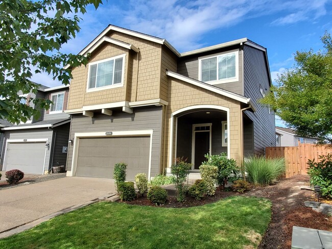 property at 2464 NW Sunny Ln