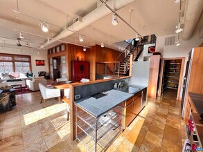 200 Douglas Ave, Unit 3B in Charlottesville, VA - Building Photo - Building Photo