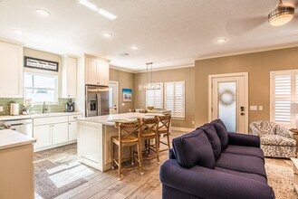 212 Jasmine Pl in Panama City Beach, FL - Building Photo - Building Photo