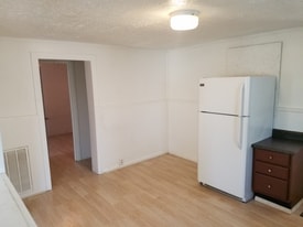 3215 Clifton Ave in Nashville, TN - Building Photo