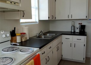 401 NW 16th Ave in Fort Lauderdale, FL - Building Photo - Building Photo