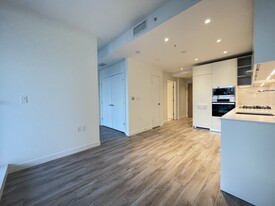 6699 Dunblane Av in Burnaby, BC - Building Photo - Building Photo