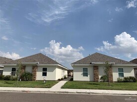 420 Teague Ave, Unit 4 in Edinburg, TX - Building Photo