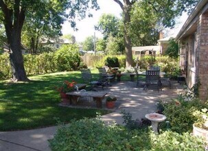 2187 Scott Rd in Northbrook, IL - Building Photo - Building Photo