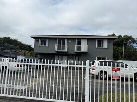 22250 SW 117th Ave in Miami, FL - Building Photo