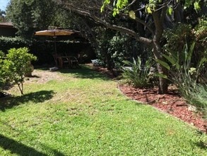 741 Elmira St in Pasadena, CA - Foto de edificio - Building Photo