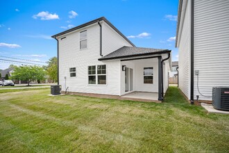 104 Hobson St in McMinnville, TN - Building Photo - Building Photo