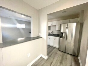 1140 Lapish Rd in Pittsburgh, PA - Building Photo - Building Photo