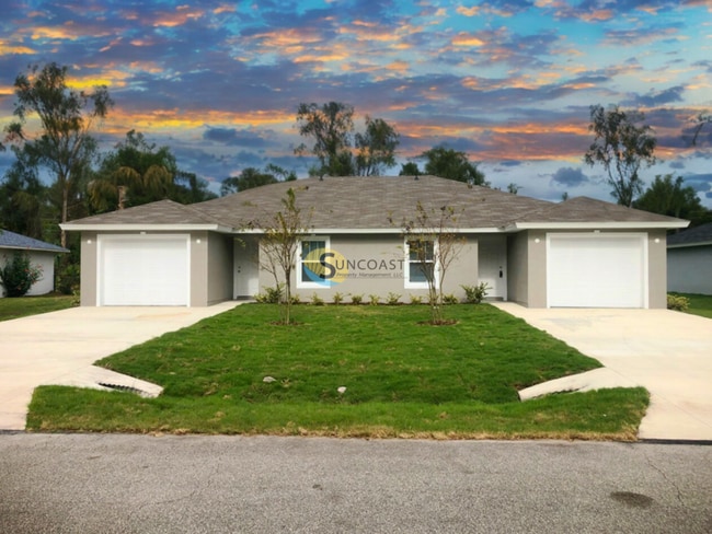 16 Providence Ln