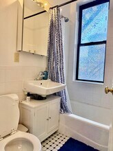 1340 Commonwealth Ave, Unit 14 in Boston, MA - Building Photo - Building Photo