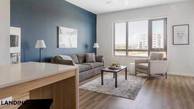 4341 34th St S, Unit 379 in St. Petersburg, FL - Foto de edificio - Building Photo