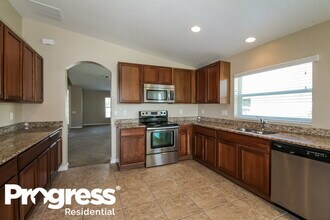 10609 56th St E in Parrish, FL - Building Photo - Building Photo