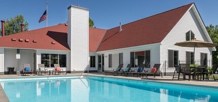 Southwind Village in Burnsville, MN - Building Photo - Building Photo