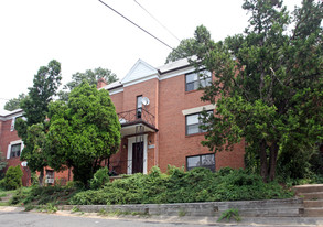 8709 Plymouth St Apartments