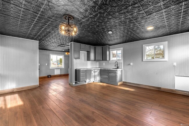 10221 16th Ave E in Tacoma, WA - Building Photo - Building Photo