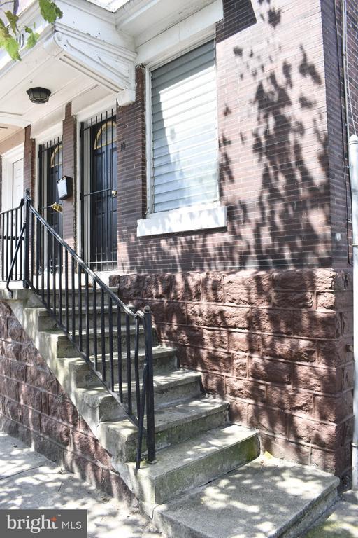 property at 10 S 62nd St