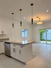 11620 SW 241st St in Princeton, FL - Building Photo - Building Photo