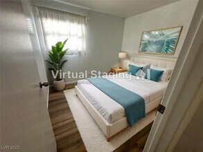 1428 Lorilyn Ave, Unit 3 in Las Vegas, NV - Building Photo - Building Photo