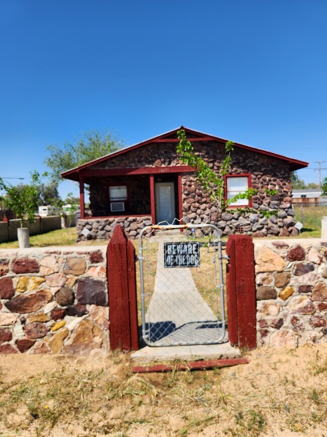 12201 Roberts Ave Rentals in Boron, CA