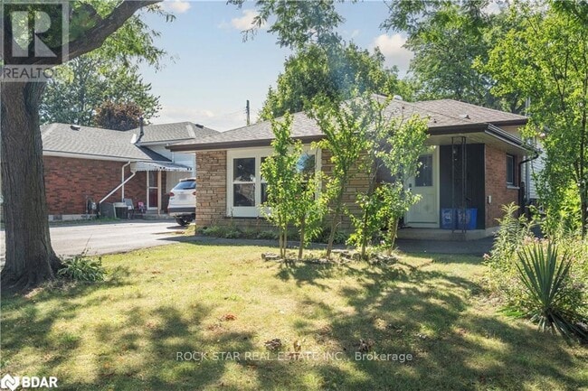 property at 10 Sycamore St