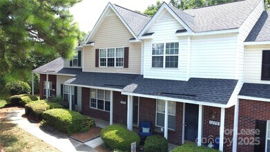 1777 Forest Side Ln in Charlotte, NC - Building Photo - Building Photo
