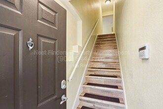 10075 Gate Pkwy N in Jacksonville, FL - Foto de edificio - Building Photo