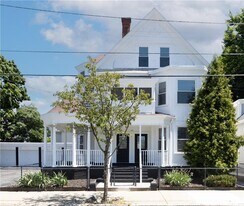 41 Almy St in Providence, RI - Building Photo
