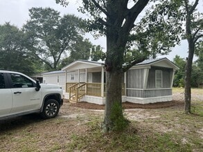 122 Stanford Wiley Ln in Beulaville, NC - Building Photo - Building Photo