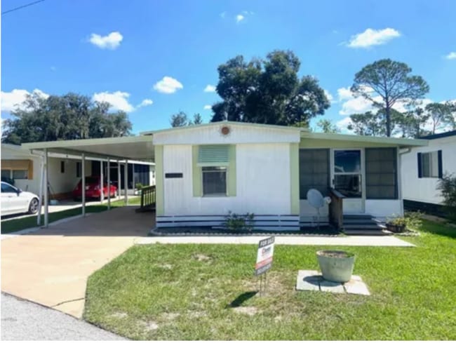 property at 912 Jennifer St