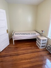 52 Crescent Ave-Unit -2 in Boston, MA - Foto de edificio - Building Photo
