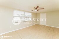 7909 Hawthorn Dr photo'