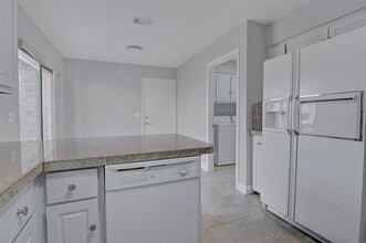 14822 Sopras Cir in Addison, TX - Building Photo - Building Photo