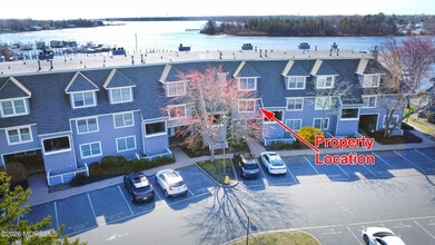 210 Spinnakers Cv in Toms River, NJ - Building Photo - Building Photo