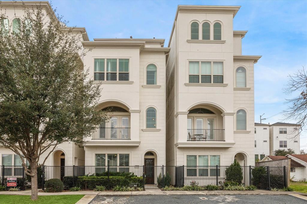 4013 Lillian St in Houston, TX - Foto de edificio