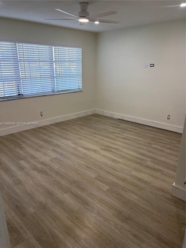 1431 S 14th Ave in Hollywood, FL - Foto de edificio - Building Photo