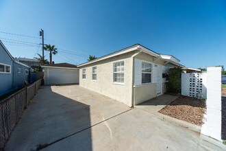 2462 237th Pl in Torrance, CA - Building Photo - Building Photo