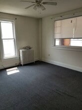 166 Center St in Frostburg, MD - Building Photo - Building Photo