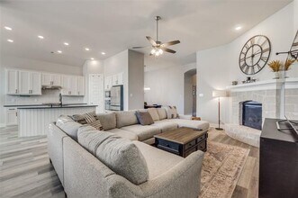 817 Markham Dr in Anna, TX - Building Photo - Building Photo