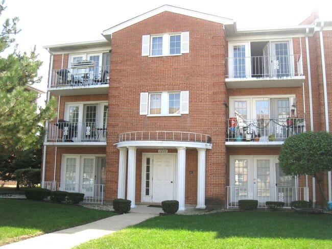 property at 1235 Harding Ave