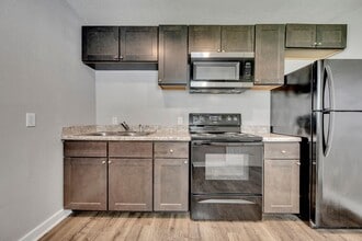 1045 57th St in Birmingham, AL - Building Photo - Building Photo