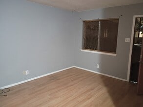 515 Valencia Dr SE in Albuquerque, NM - Building Photo - Building Photo