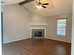 8904 Elgin Ave in Lubbock, TX - Building Photo - Building Photo