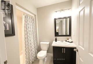 305 Janette St in Kingston, ON - Building Photo - Building Photo