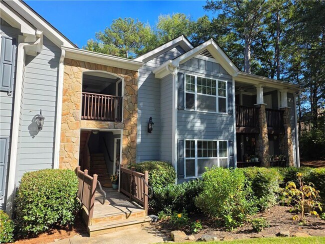 1304 Madison Ln S E in Smyrna, GA - Building Photo - Building Photo